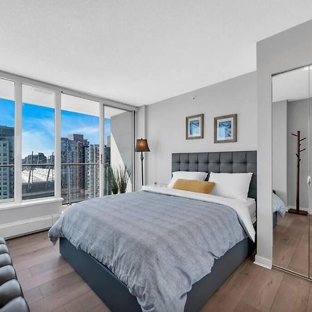 Spacious Dt 2-Bdr High-Rise With View, Pool, Gym Vancouver Buitenkant foto